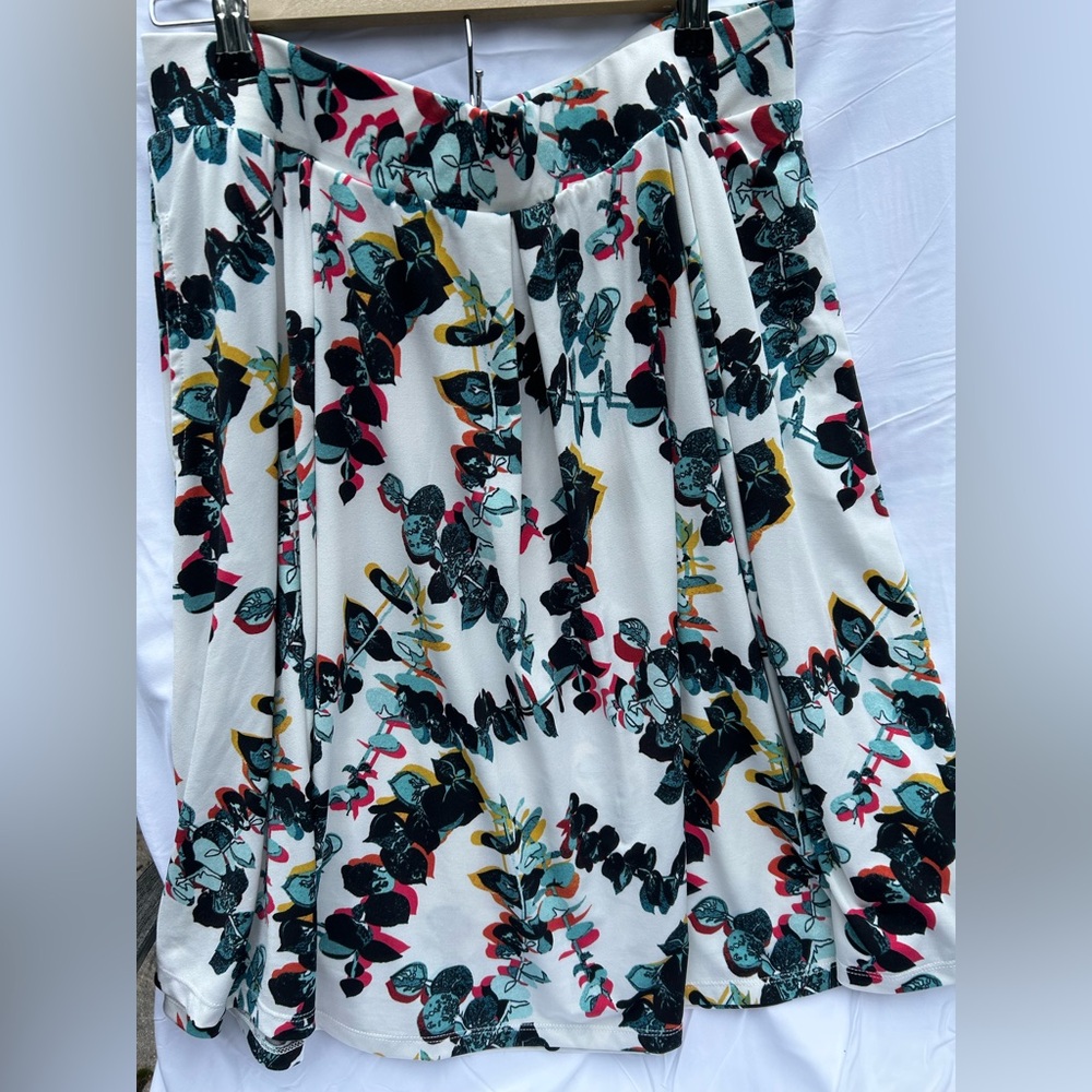 LuLaRoe Vibrant Patterned Midi Skirt